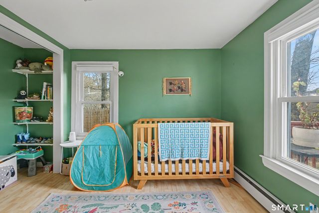 95 Kitemaug Road, Montville, CT 06382
