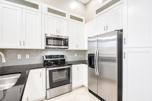 701 S Olive Avenue 303, West Palm Beach, FL 33401