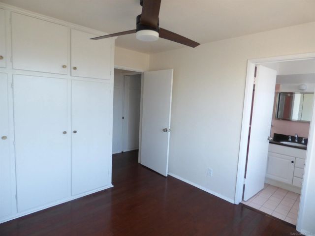 8040 Girard Avenue 5, La Jolla, CA 92037