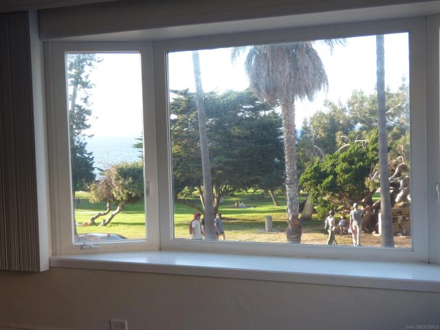 8040 Girard Avenue 5, La Jolla, CA 92037