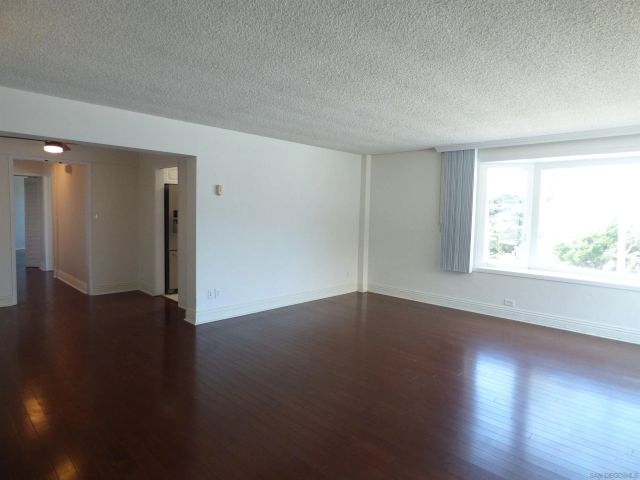 8040 Girard Avenue 5, La Jolla, CA 92037