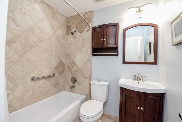 831 Saulnier Street, Houston, TX 77019