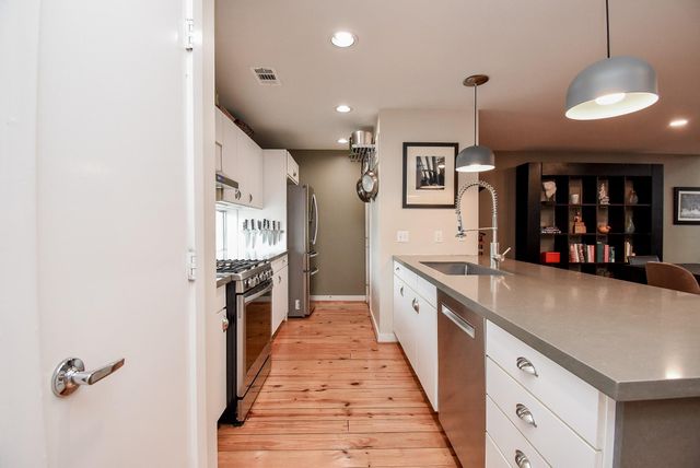 831 Saulnier Street, Houston, TX 77019