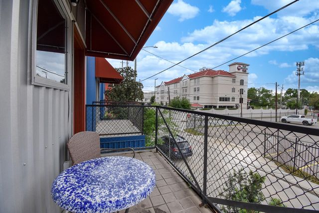 831 Saulnier Street, Houston, TX 77019