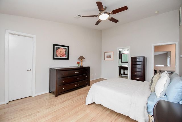 831 Saulnier Street, Houston, TX 77019