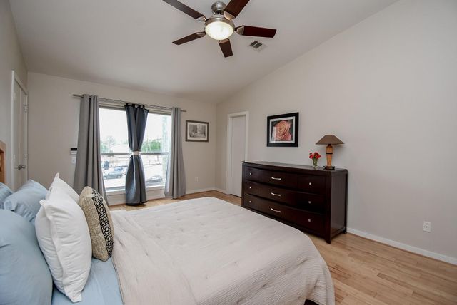 831 Saulnier Street, Houston, TX 77019