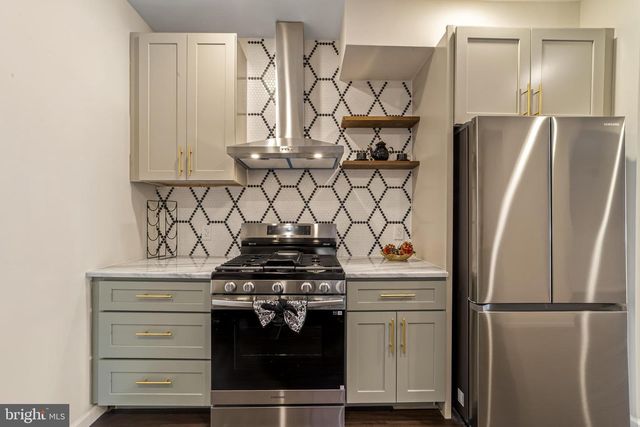 4707 SANSOM ST, Philadelphia, PA 19139