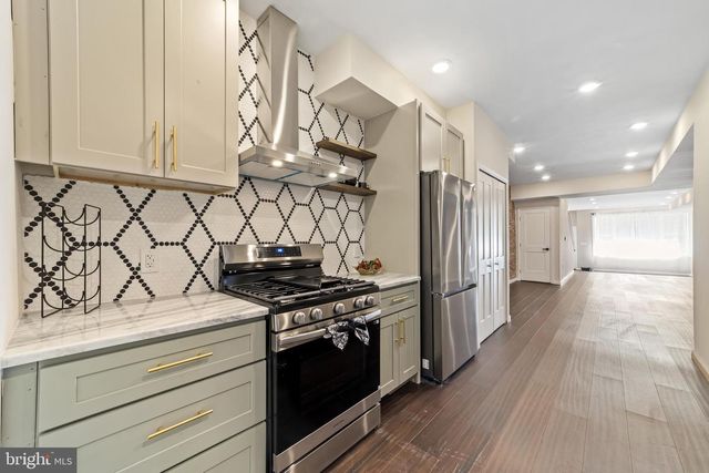 4707 SANSOM ST, Philadelphia, PA 19139
