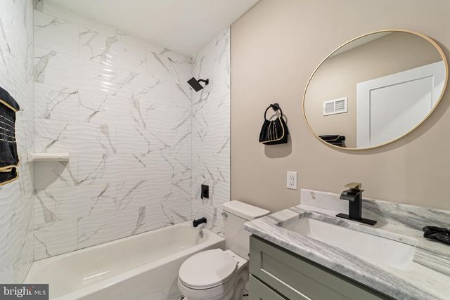 4707 SANSOM ST, Philadelphia, PA 19139