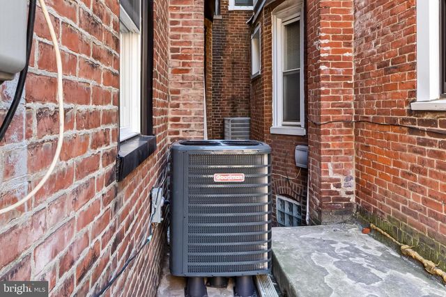 4707 SANSOM ST, Philadelphia, PA 19139