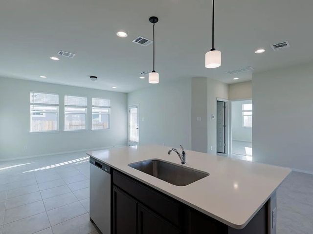 229 Gray Wolf DR, San Marcos, TX 78666