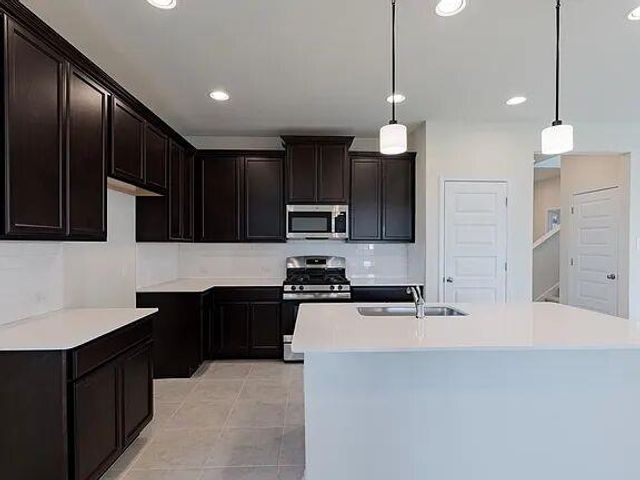 229 Gray Wolf DR, San Marcos, TX 78666