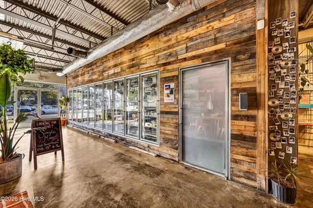 1007 N 4th Street, Wilmington, NC 28401