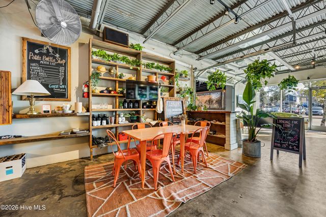 1007 N 4th Street, Wilmington, NC 28401