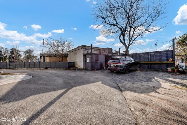 1007 N 4th Street, Wilmington, NC 28401