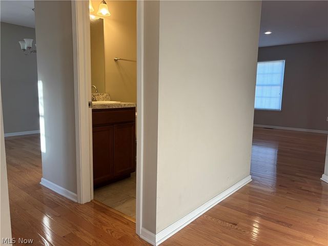 1913 E 86 Street, Cleveland, OH 44106