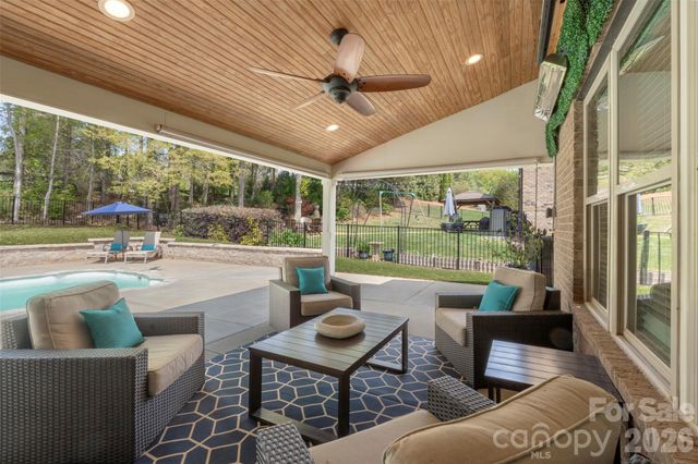 975 Rock Forest Way, Fort Mill, SC 29707