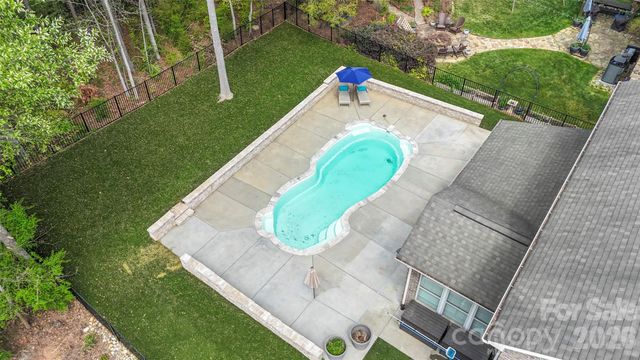 975 Rock Forest Way, Fort Mill, SC 29707