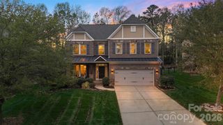 975 Rock Forest Way, Fort Mill, SC 29707