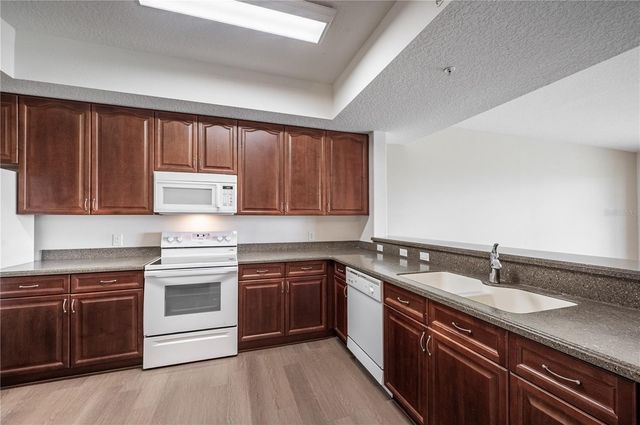 6336 BUFORD STREET 203, Orlando, FL 32835