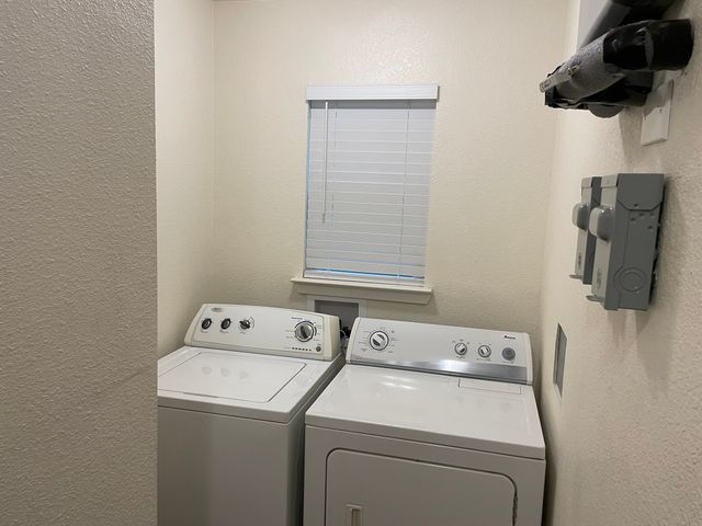 401 S Mcentire Court, White Settlement, TX 76108