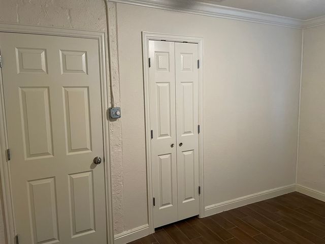 401 S Mcentire Court, White Settlement, TX 76108