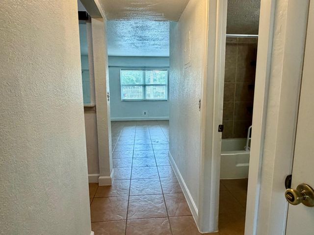 2607 NE 8TH Avenue 3, Wilton Manors, FL 33334