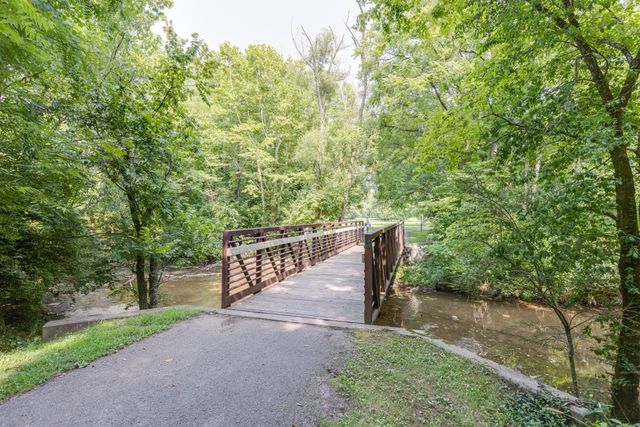 8231 Glover Dr, Brentwood, TN 37027