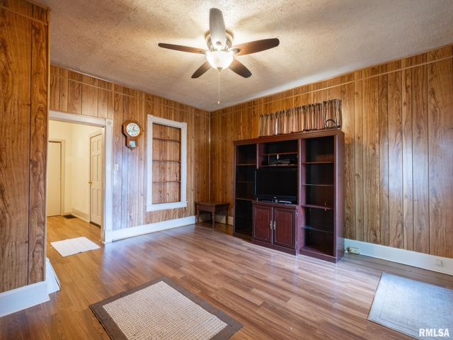 1402 CATHERINE Street, Pekin, IL 61554