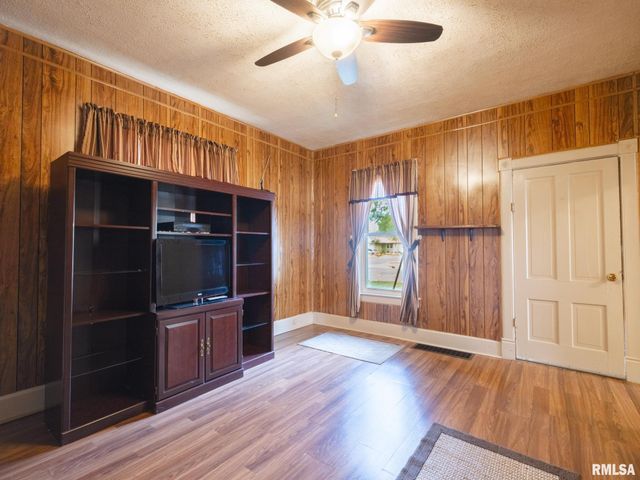 1402 CATHERINE Street, Pekin, IL 61554