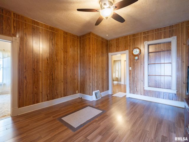 1402 CATHERINE Street, Pekin, IL 61554