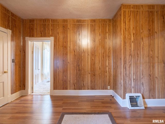 1402 CATHERINE Street, Pekin, IL 61554