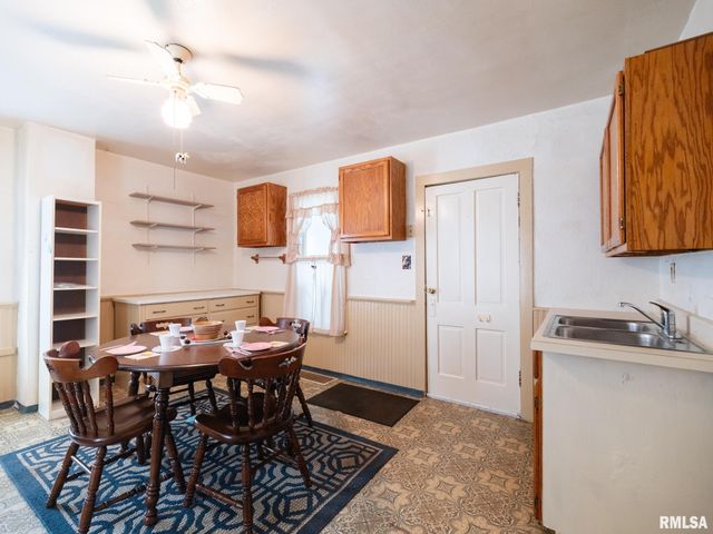 1402 CATHERINE Street, Pekin, IL 61554