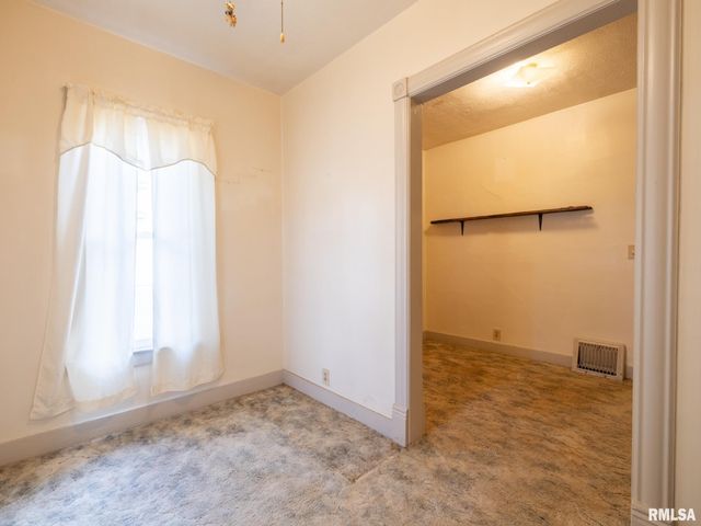 1402 CATHERINE Street, Pekin, IL 61554