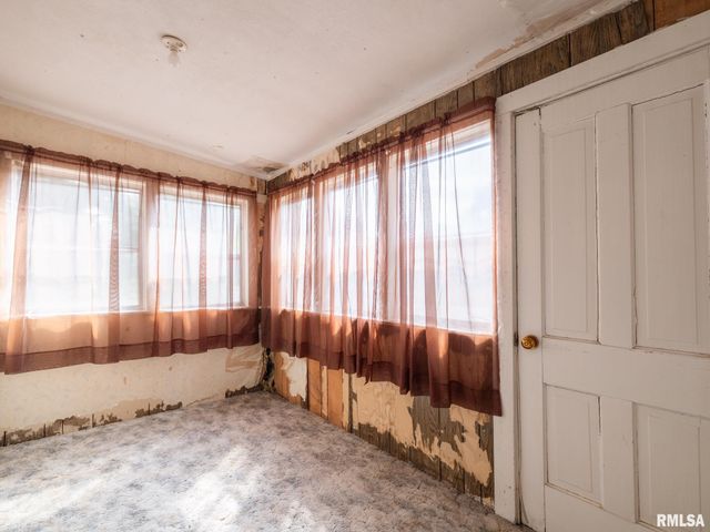 1402 CATHERINE Street, Pekin, IL 61554