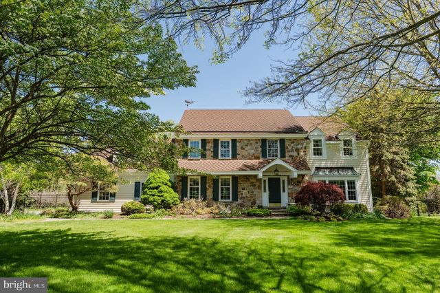 1020 ROSEWOOD DR, Blue Bell, PA 19422