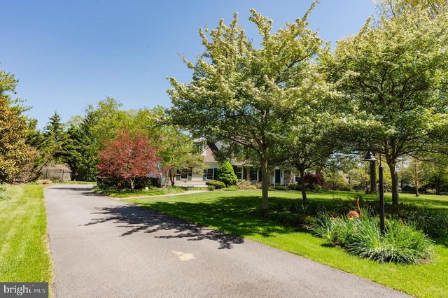 1020 ROSEWOOD DR, Blue Bell, PA 19422