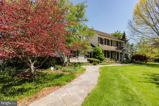 1020 ROSEWOOD DR, Blue Bell, PA 19422