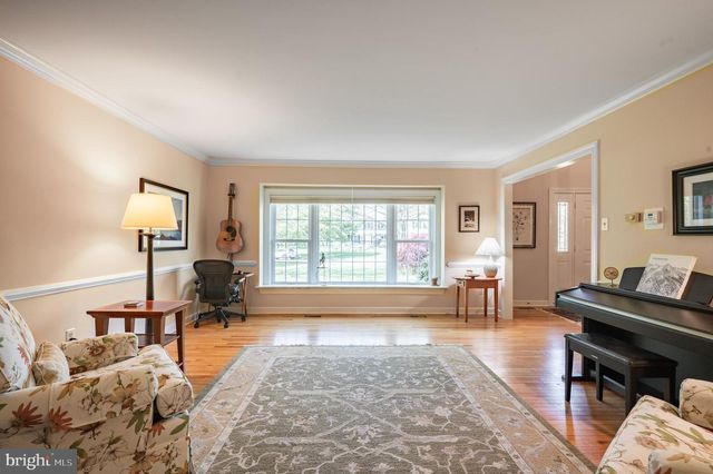 1020 ROSEWOOD DR, Blue Bell, PA 19422