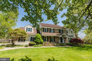 1020 ROSEWOOD DR, Blue Bell, PA 19422