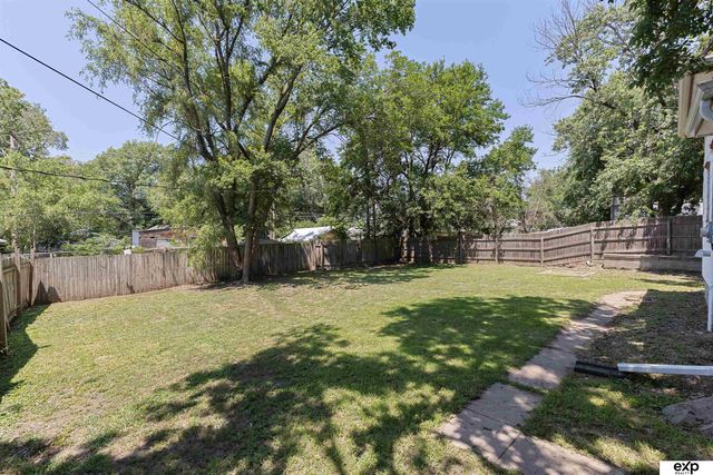 2313 S 11th Street, Lincoln, NE 68502