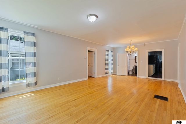 2313 S 11th Street, Lincoln, NE 68502