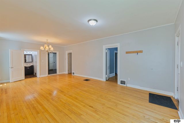 2313 S 11th Street, Lincoln, NE 68502