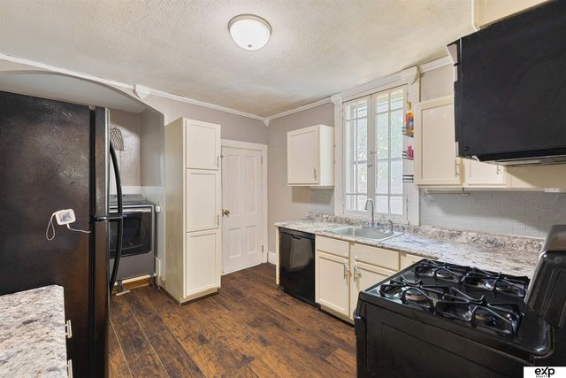 2313 S 11th Street, Lincoln, NE 68502