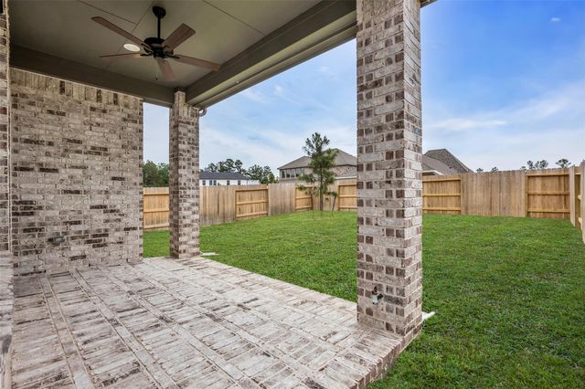 12846 Meadow Wind Way, Conroe, TX 77302
