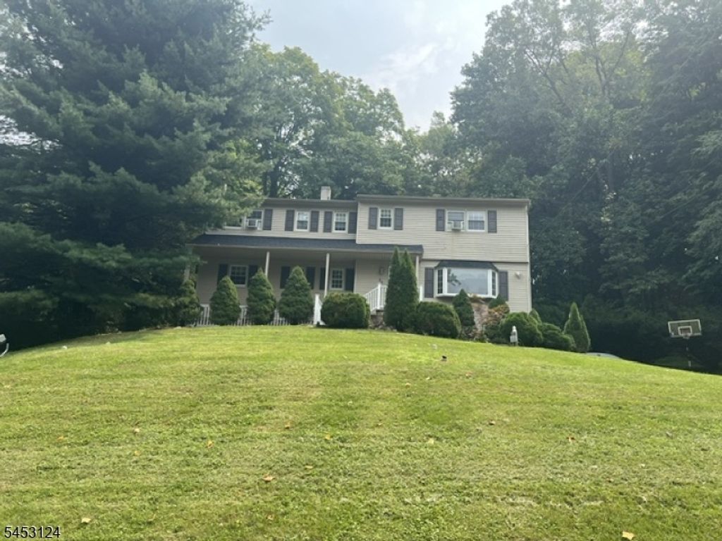 24 Tallahatchie Dr, Vernon Twp., NJ 07461 — exterior