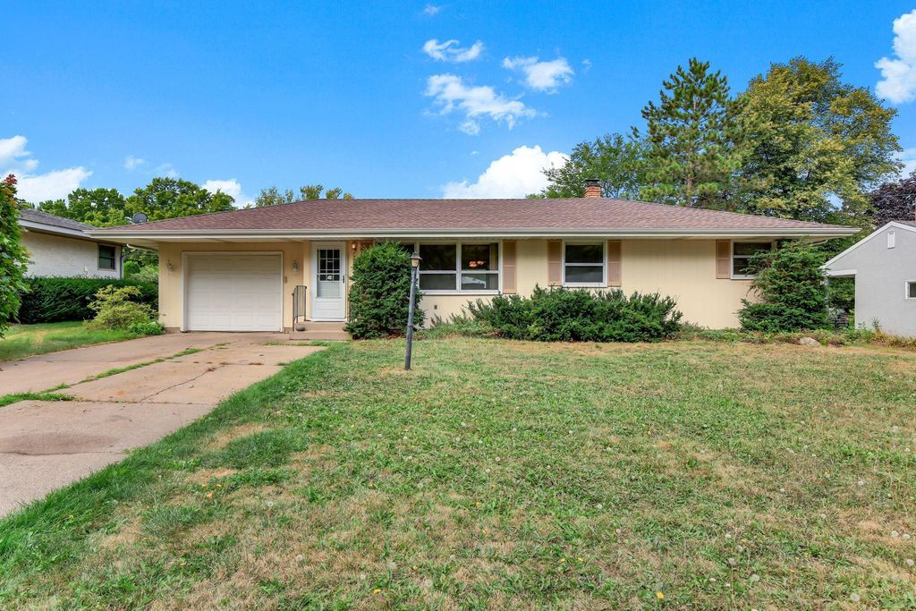 2801 Galtier Street, Roseville, MN 55113 — exterior