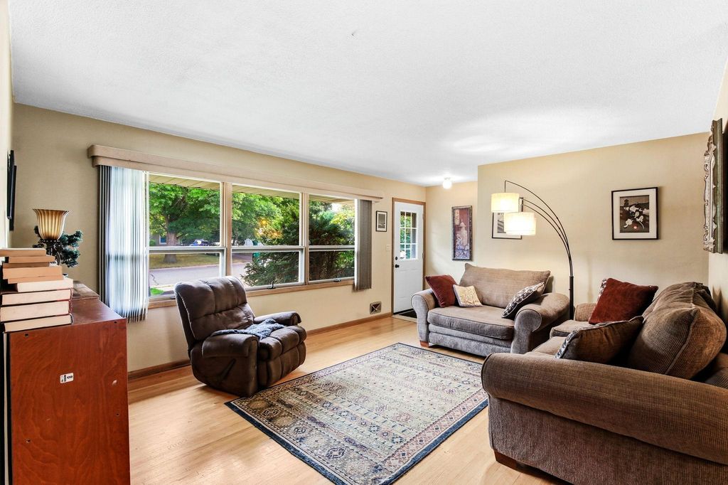 2801 Galtier Street, Roseville, MN 55113 — photo 4