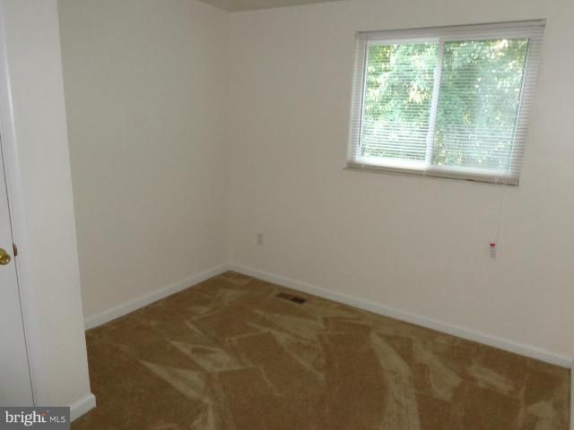 8190 CURVING CREEK CT, Springfield, VA 22153