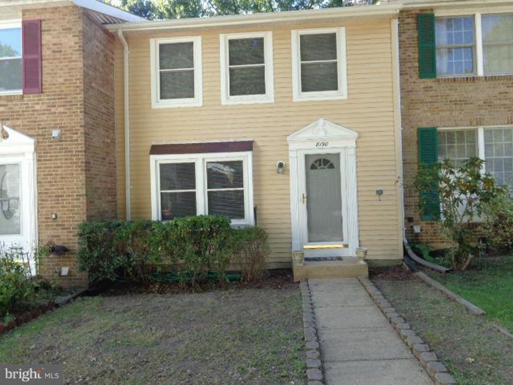 8190 CURVING CREEK CT, Springfield, VA 22153